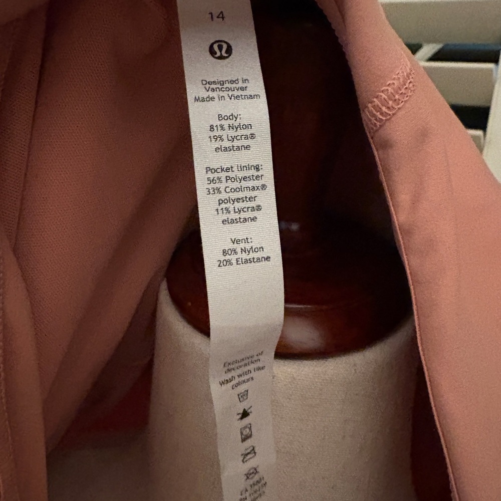 Lululemon Define Jacket - Picture 5 of 9